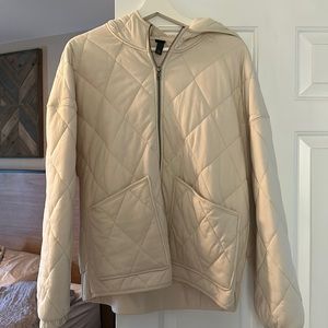 Wild Fable zip up hoodie/jacket. Quilted pattern. Full zip. Size Medium.